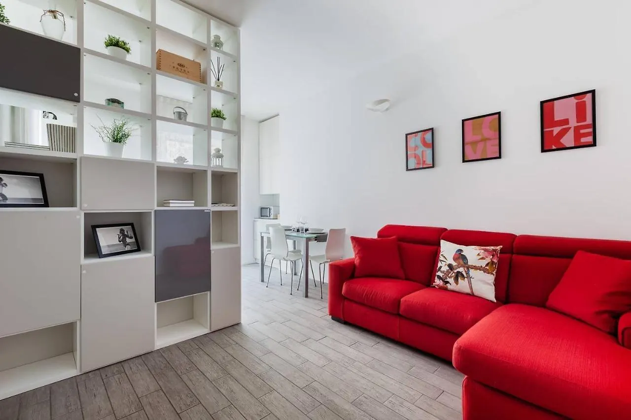 Stupendo E Accogliente Apt 밀라노 아파트
